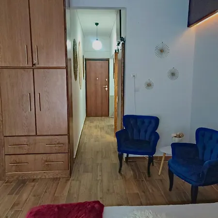 Deluxe Apartment Corinth Exterior photo