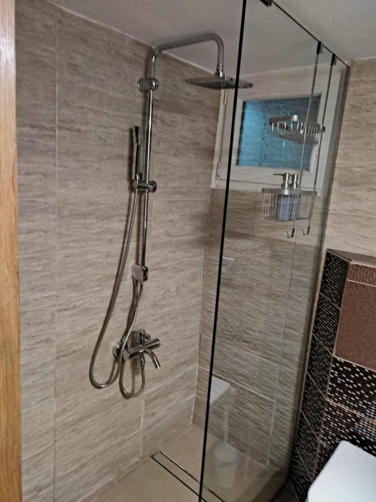 Deluxe Apartment *